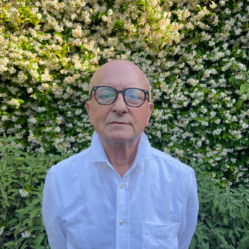 Renato — Casa Camilla